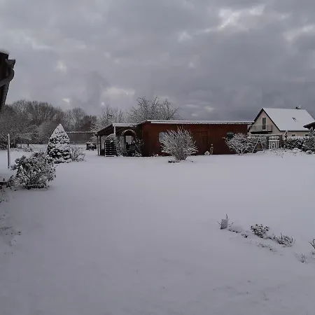 Idyllic In With Garden Holiday home Pepelow